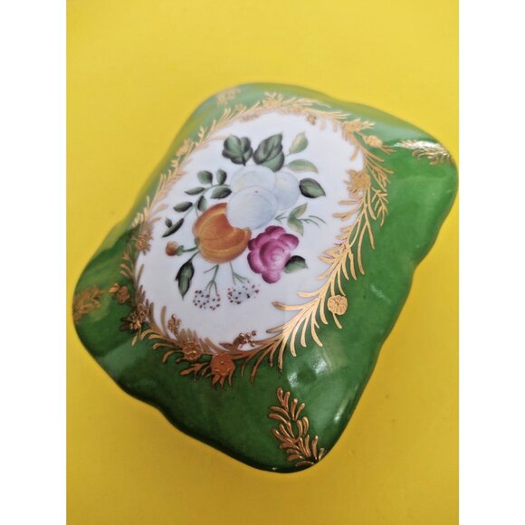Vintage LIMOGES Lidded Porcelain Trinket Box 4.5" x 4" Green, Gold, Florals - Picture 10 of 13